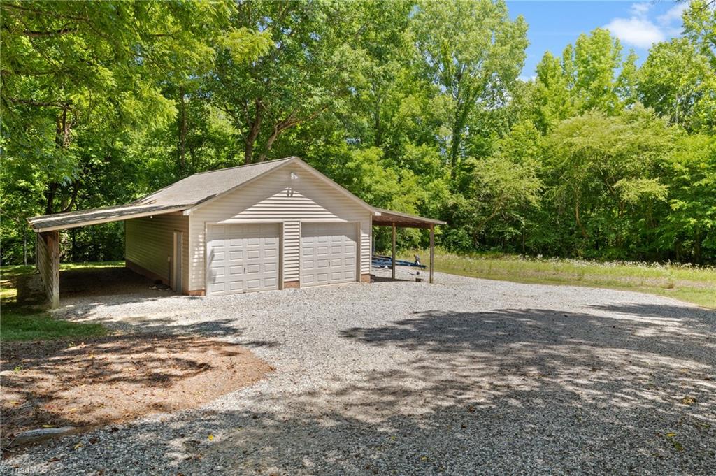 350 Abbotts Crossing High Point, NC 27265 - Photo 12 of 46