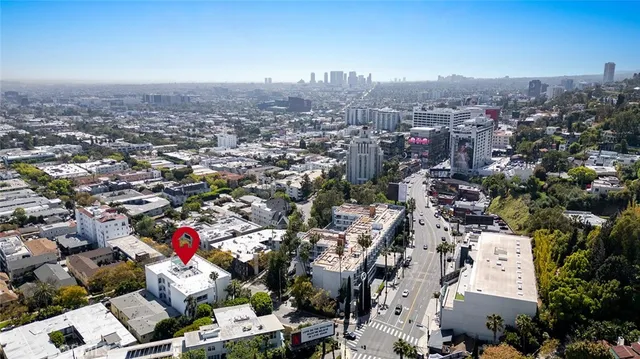 $6,400 | 1400 North Sweetzer Avenue, Unit 102, West Hollywood, CA 90069