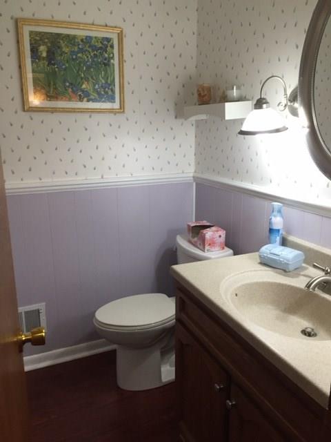 4935 Cavendish Road Indianapolis, IN 46220 - Photo 9 of 17