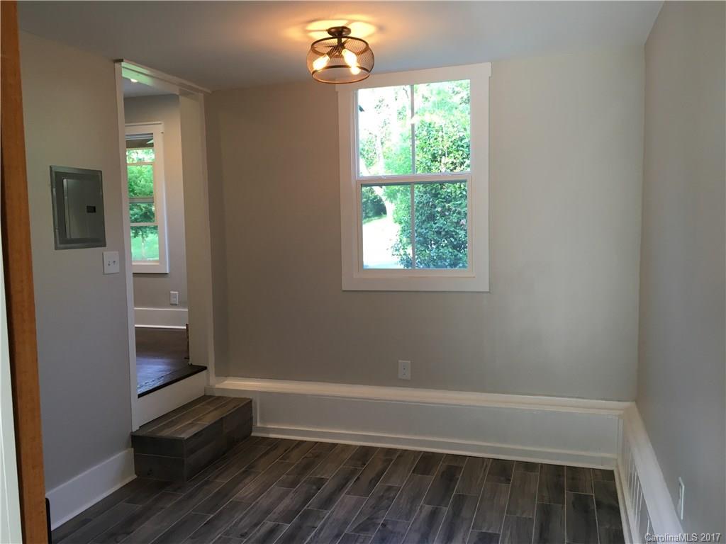 2909 Mayflower Road Charlotte, NC 28208 - Photo 12 of 15 Gallery Image 12