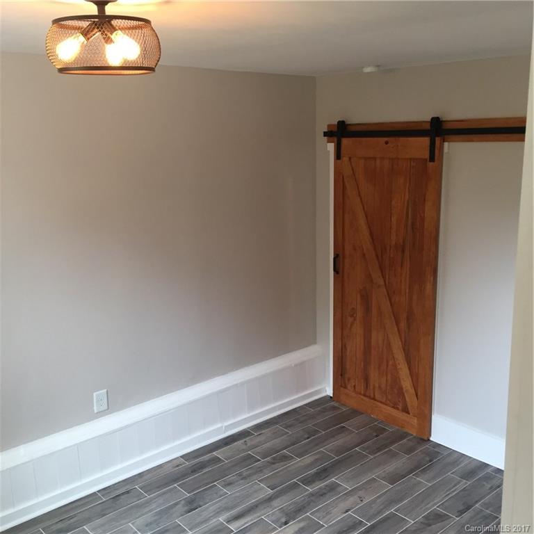 2909 Mayflower Road Charlotte, NC 28208 - Photo 13 of 15 Gallery Image 13