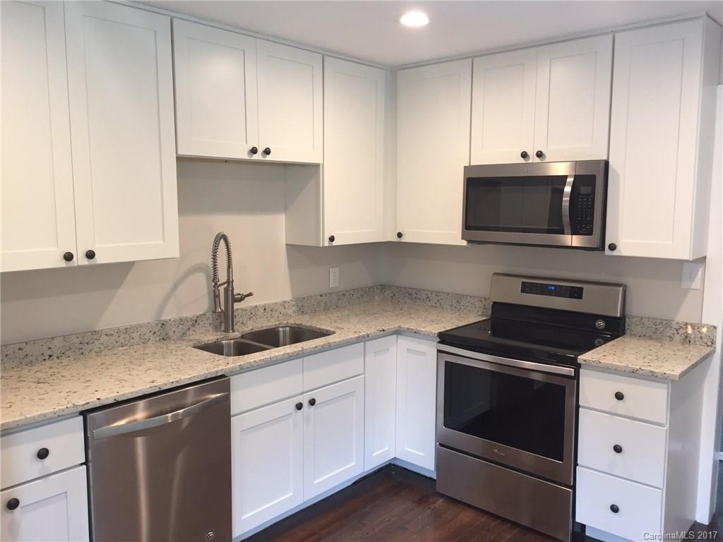 2909 Mayflower Road Charlotte, NC 28208 - Photo 5 of 15 Gallery Image 5