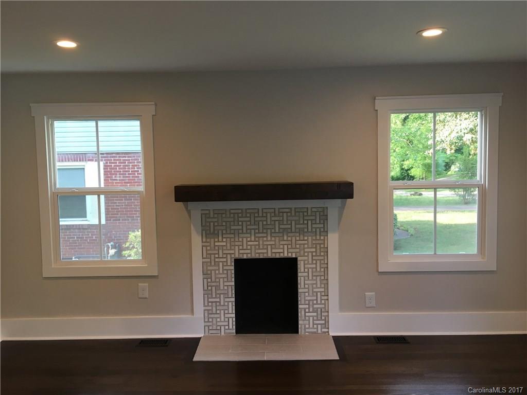 2909 Mayflower Road Charlotte, NC 28208 - Photo 6 of 15 Gallery Image 6