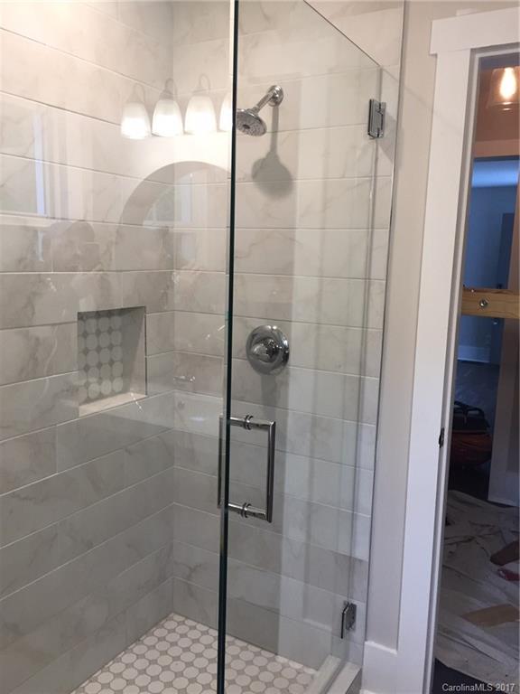 2909 Mayflower Road Charlotte, NC 28208 - Photo 8 of 15 Gallery Image 8