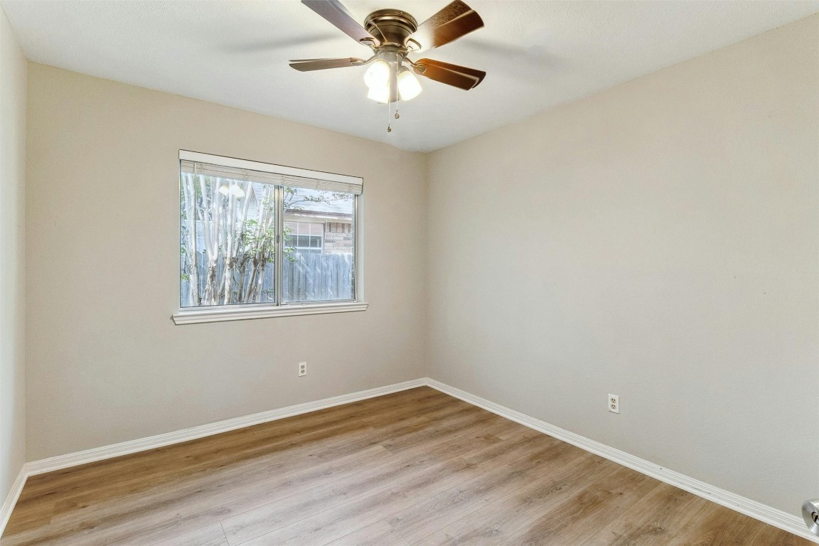 5905 Shanghai Pierce Road Austin, TX 78749 - Photo 12 of 21