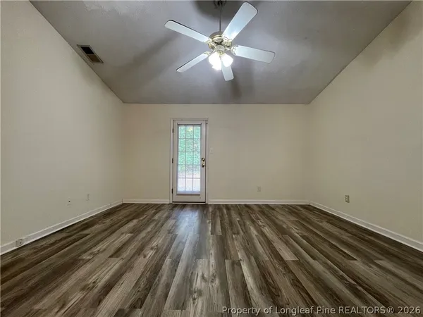 $1,000 | 522 Longview Drive, Unit B, Fayetteville, NC 28311