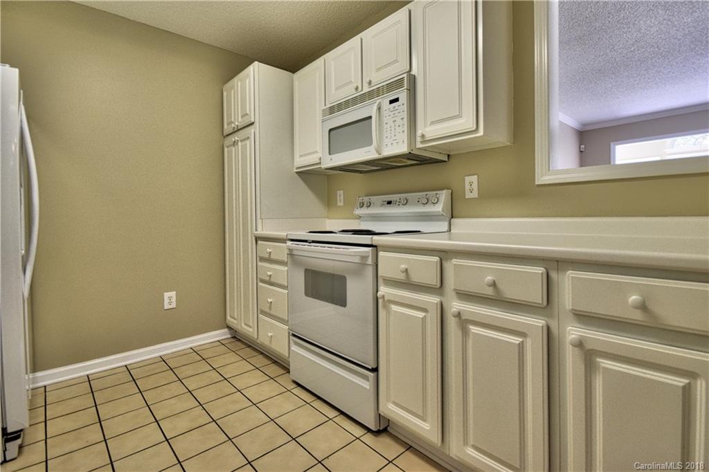 21152 Cold Spring Lane, Unit 14 Cornelius, NC 28031 - Photo 9 of 26 Gallery Image 9