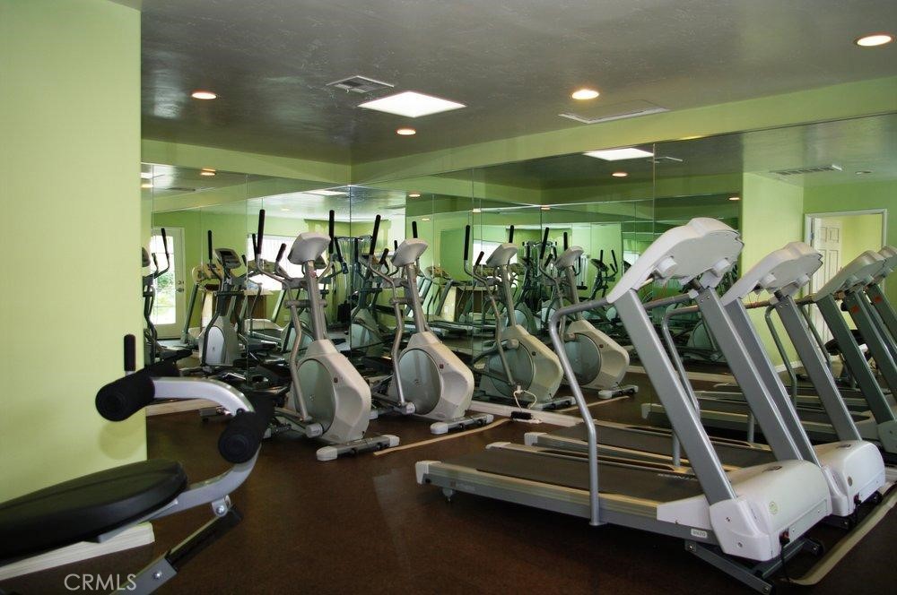 3888 San Ramon Drive, Unit 20 Oceanside, CA 92057 - Photo 5 of 14