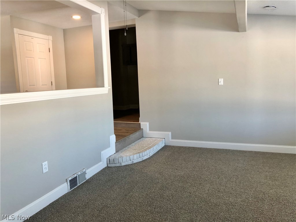 386 Seville Road Wadsworth, OH 44281 - Photo 6 of 20 Gallery Image 6