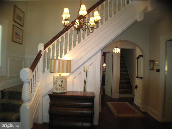 746 Conestoga Road Berwyn, PA 19312 - Photo 4 of 25 Foyer
