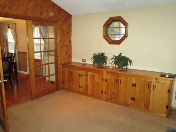 18 Delaval Road Worcester, MA 01606 - Photo 8 of 15 Gallery Image 8