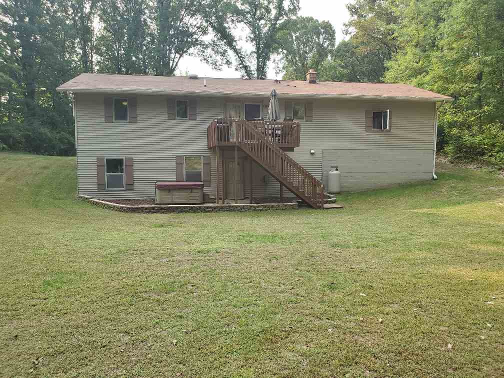 8243 Schmied Road Vestaburg, MI 48891 - Photo 9 of 40 1880029-8.JPG