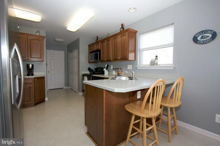 337 Worton Road Baltimore, MD 21221 - Photo 12 of 21 Kitchen