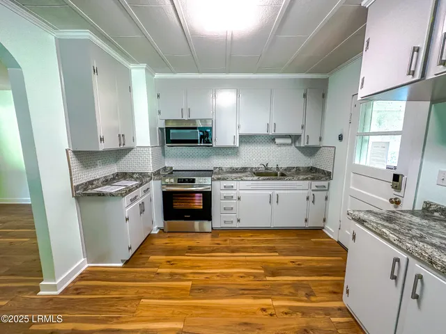 $1,625 | 1716 Lafayette Street, Beaufort, SC 29902