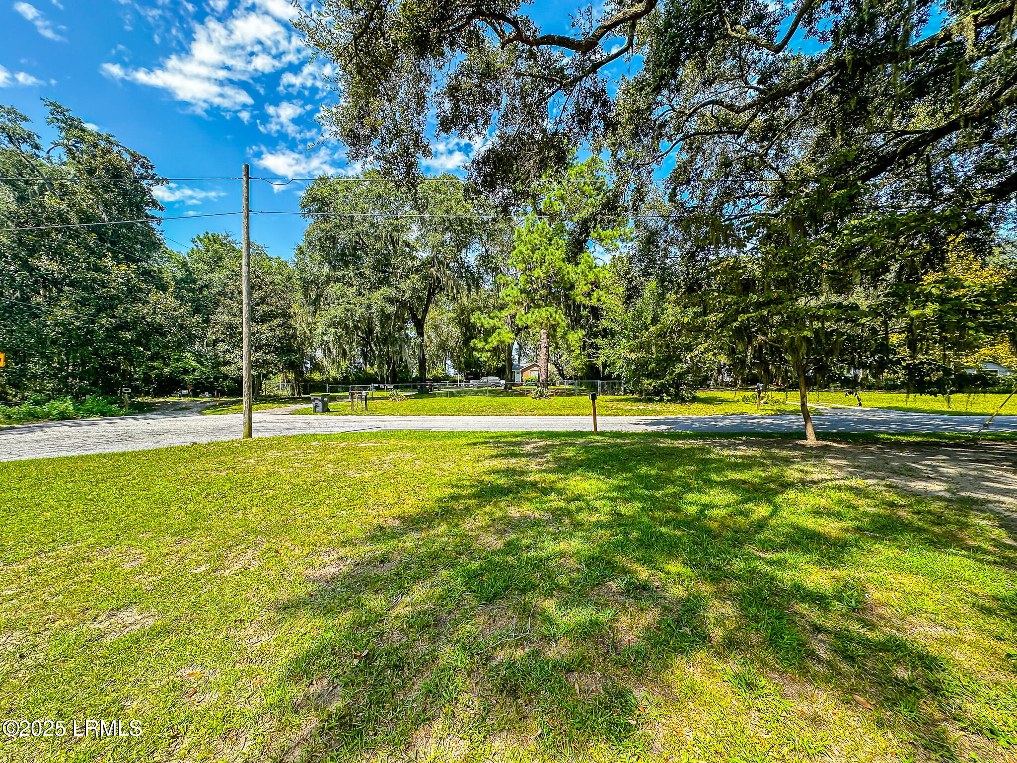 1716 Lafayette Street Beaufort, SC 29902 - Photo 4 of 42 35617247_IMG_3827