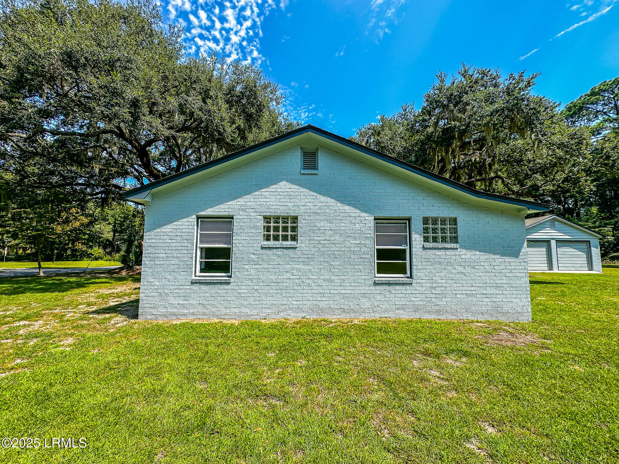 1716 Lafayette Street Beaufort, SC 29902 - Photo 5 of 42 35617255_IMG_3830