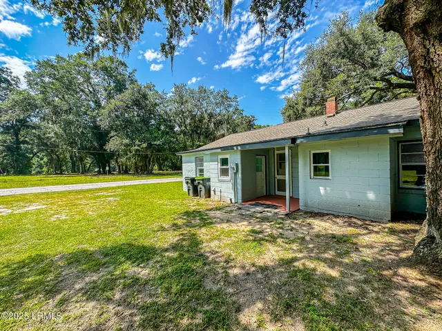 $1,625 | 1716 Lafayette Street, Beaufort, SC 29902