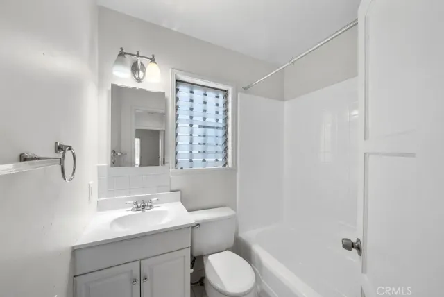 $4,000 | 521 Carnation Avenue, Corona del Mar, CA 92625