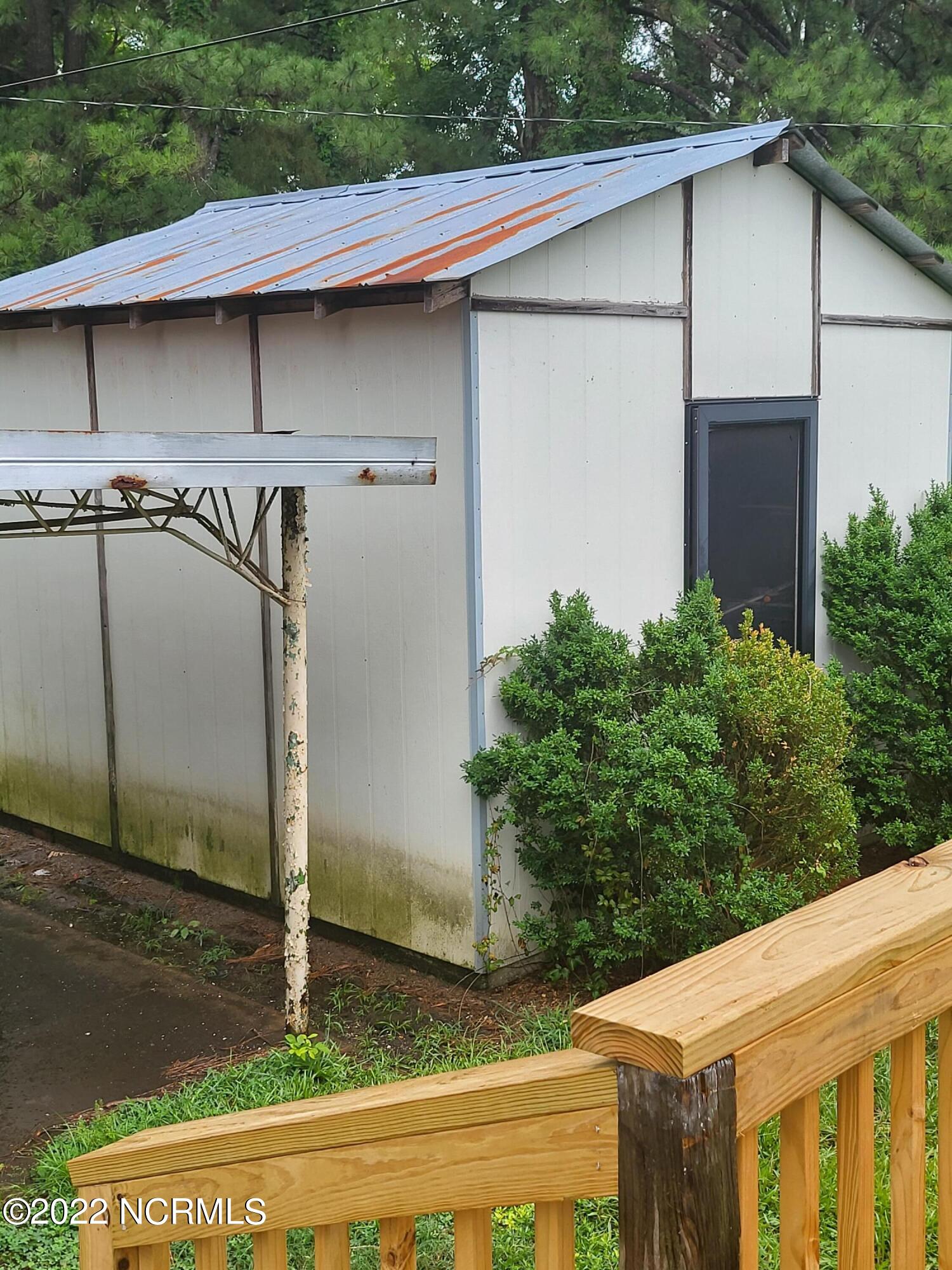 300 Lillian Road West Wilson, NC 27893 - Photo 14 of 14 20220713_165614
