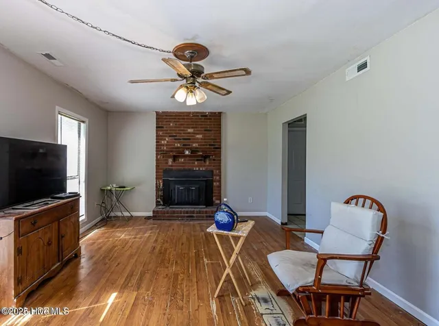 $218,000 | 105 Woodside Court, Jacksonville, NC 28546