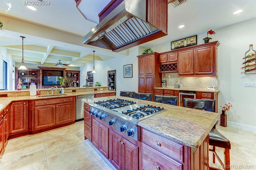 3 Marguerita Road Stuart, FL 34996 - Photo 10 of 49 Gallery Image 10