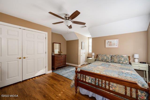 7959 Whittle Road Macon, GA 31220 - Photo 45 of 49 a living room with furniture and a wooden floor