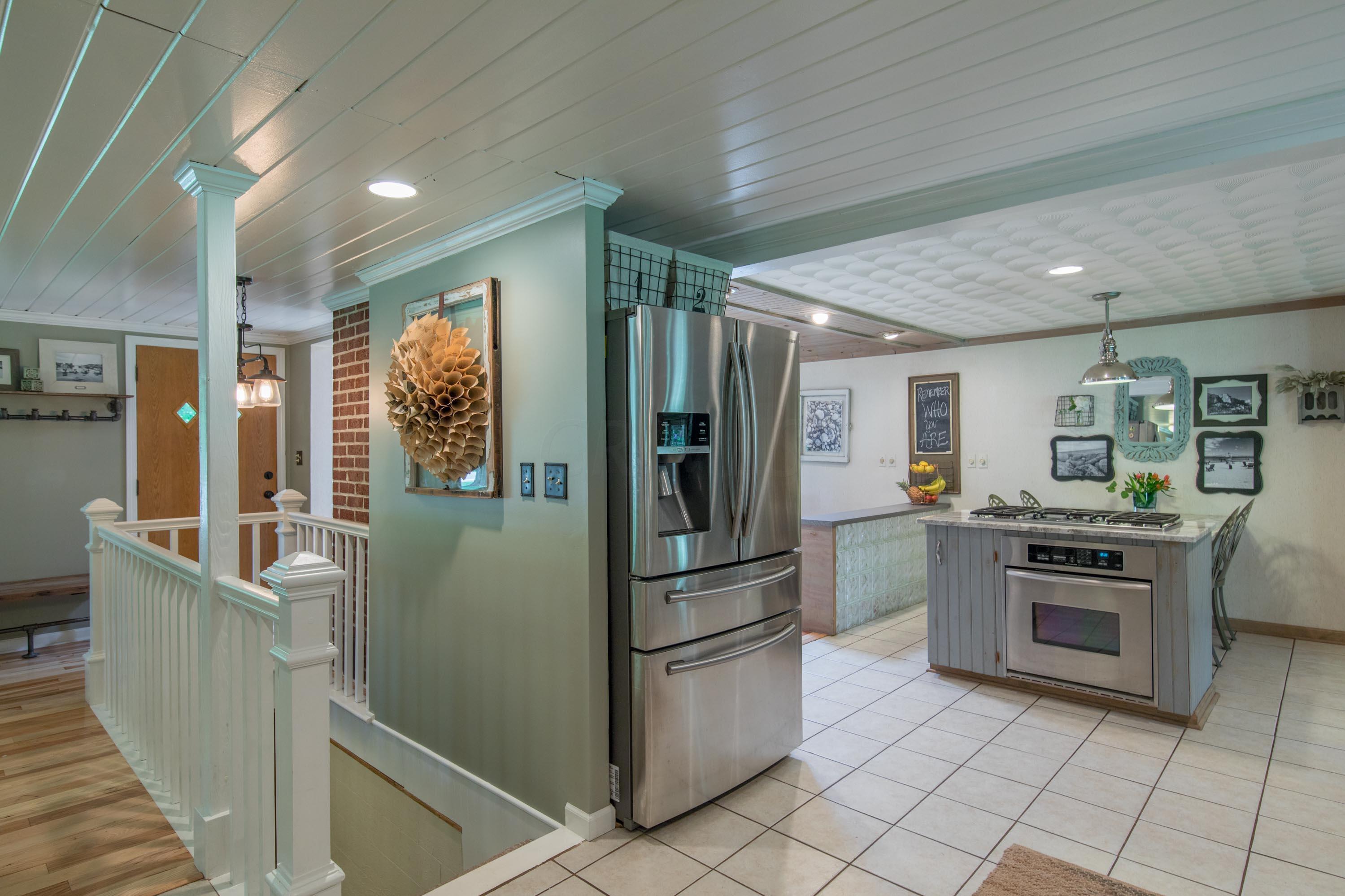 1922 Stratford Road Delaware, OH 43015 - Photo 11 of 64 Gallery Image 11