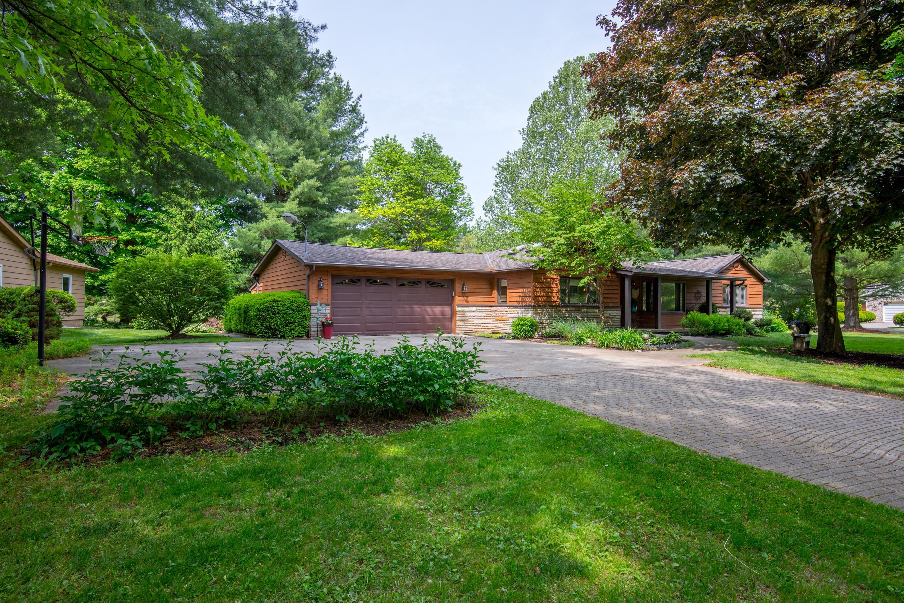 1922 Stratford Road Delaware, OH 43015 - Photo 4 of 64 Gallery Image 4