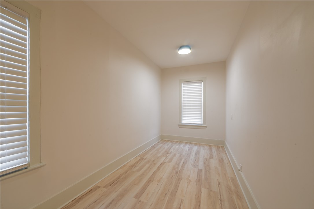 61 Allmeroth Street Rochester, NY 14620 - Photo 11 of 17