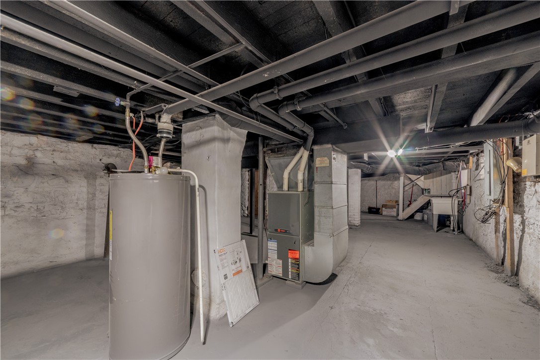 61 Allmeroth Street Rochester, NY 14620 - Photo 16 of 17