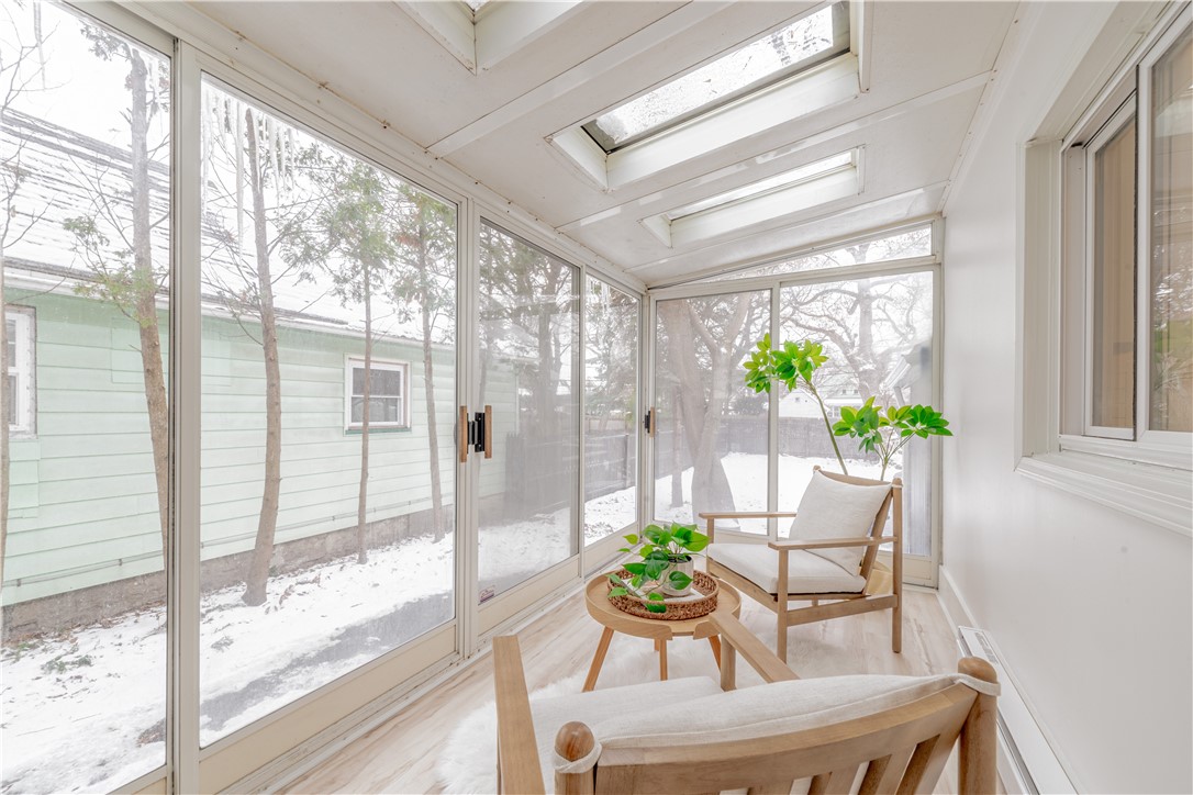 61 Allmeroth Street Rochester, NY 14620 - Photo 4 of 17