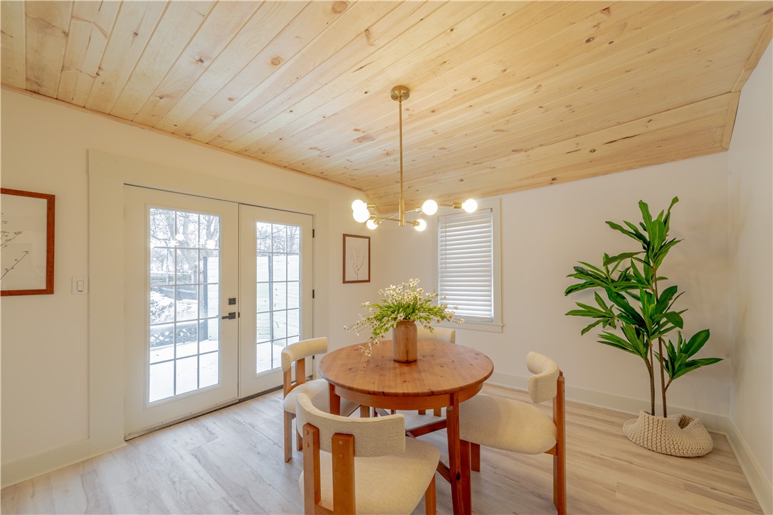 61 Allmeroth Street Rochester, NY 14620 - Photo 5 of 17