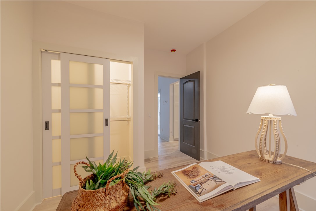 61 Allmeroth Street Rochester, NY 14620 - Photo 8 of 17