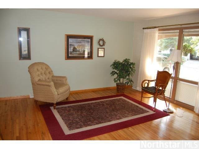 1039 Valley View Road Faribault, MN 55021 - Photo 3 of 16 Gallery Image 3