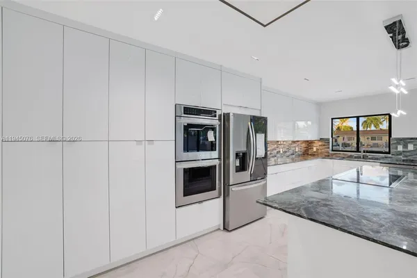$1,725,000 | 340 Southeast 13th Avenue, Pompano Beach, FL 33060