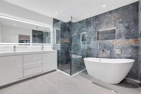 $1,725,000 | 340 Southeast 13th Avenue, Pompano Beach, FL 33060