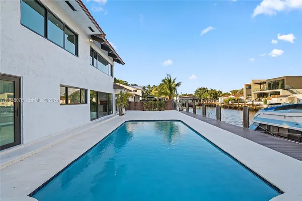 $1,725,000 | 340 Southeast 13th Avenue, Pompano Beach, FL 33060