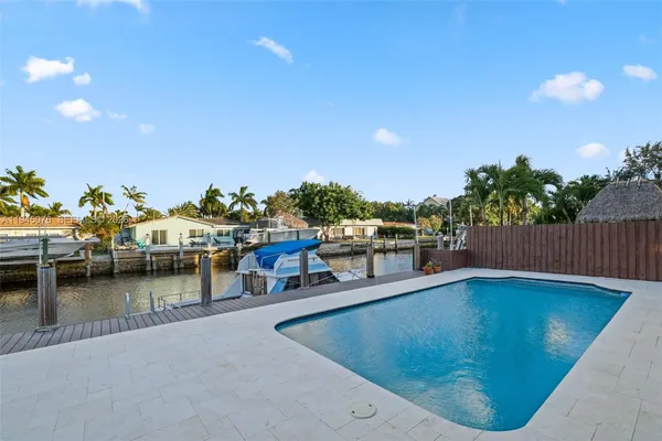 $1,725,000 | 340 Southeast 13th Avenue, Pompano Beach, FL 33060