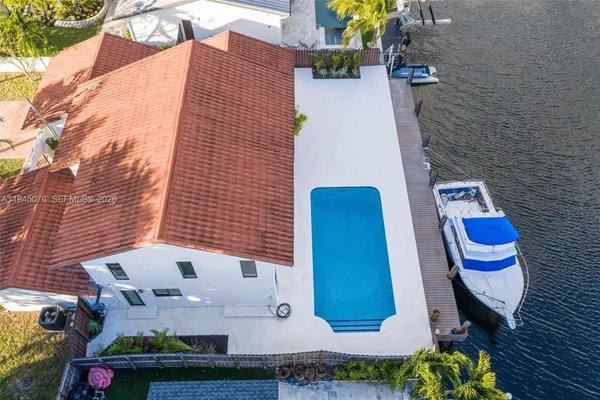 $1,725,000 | 340 Southeast 13th Avenue, Pompano Beach, FL 33060