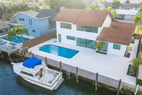 $1,725,000 | 340 Southeast 13th Avenue, Pompano Beach, FL 33060