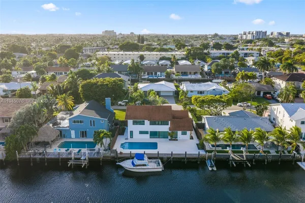 $1,725,000 | 340 Southeast 13th Avenue, Pompano Beach, FL 33060