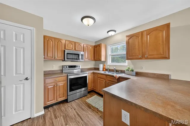 $289,900 | 57 Green Park Lane, O'Fallon, MO 63366