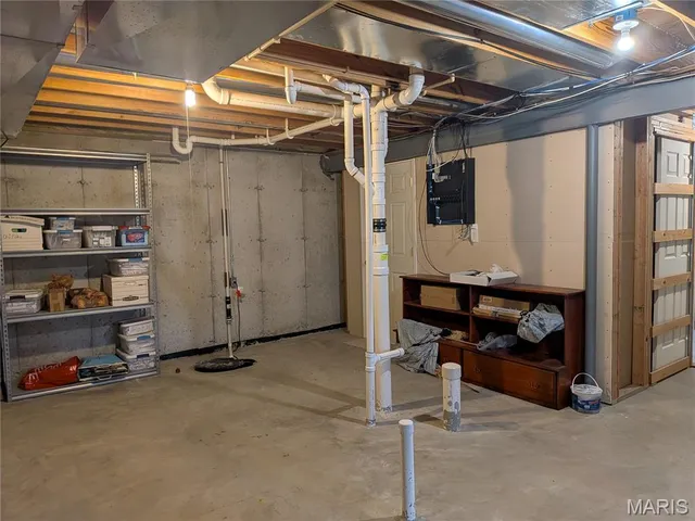 $284,500 | 57 Green Park Lane, O'Fallon, MO 63366