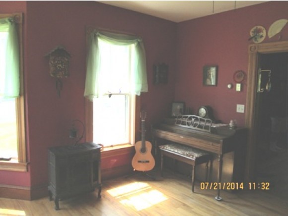 377 Gale Street Canaan, VT 05903 - Photo 17 of 35
