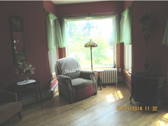 377 Gale Street Canaan, VT 05903 - Photo 18 of 35