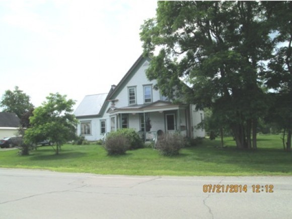 377 Gale Street Canaan, VT 05903 - Photo 3 of 35