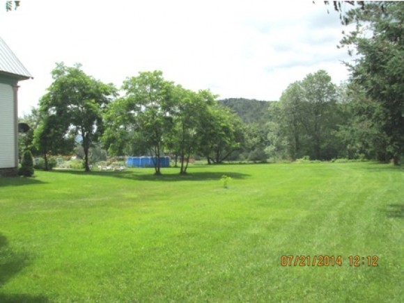 377 Gale Street Canaan, VT 05903 - Photo 6 of 35