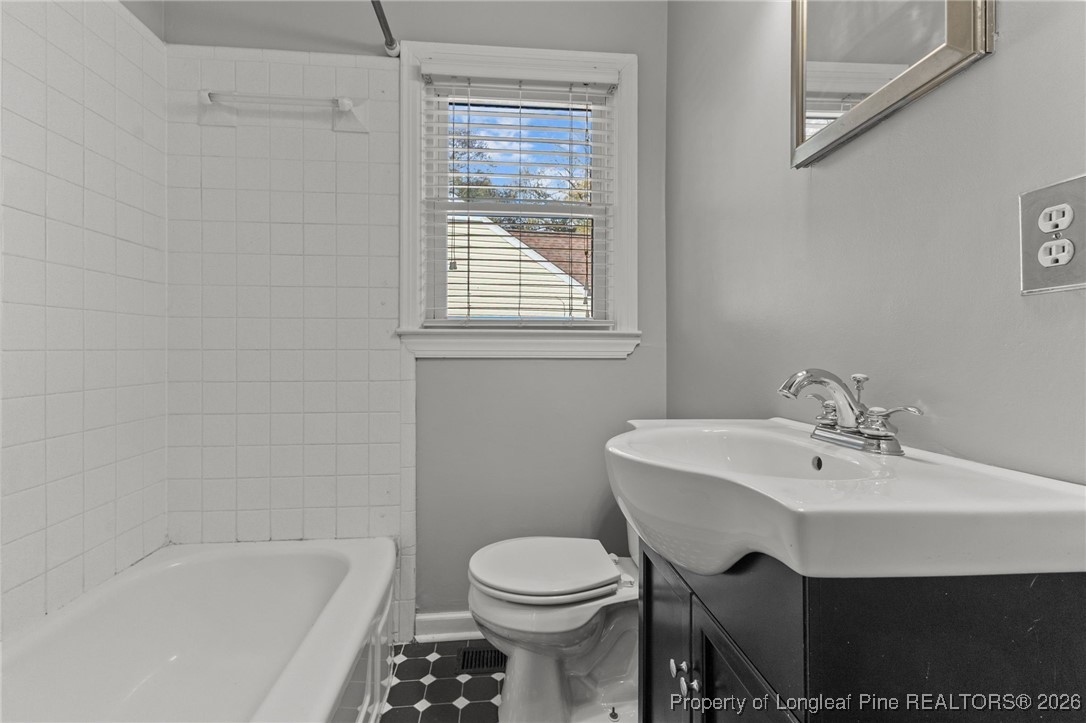 1001 Anarine Road Fayetteville, NC 28303 - Photo 14 of 29