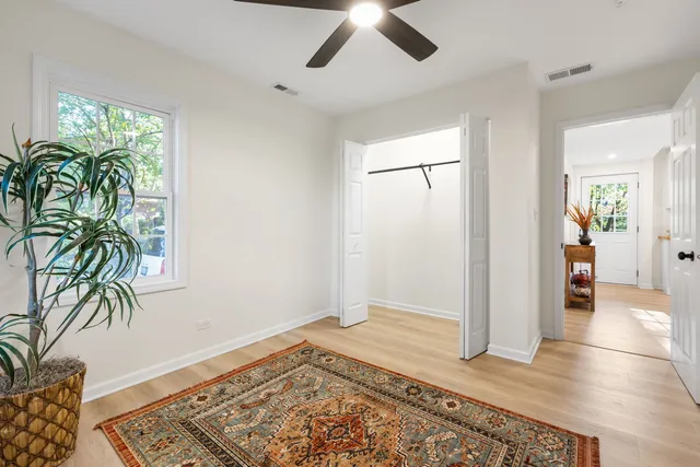 a view of entryway with an entryway