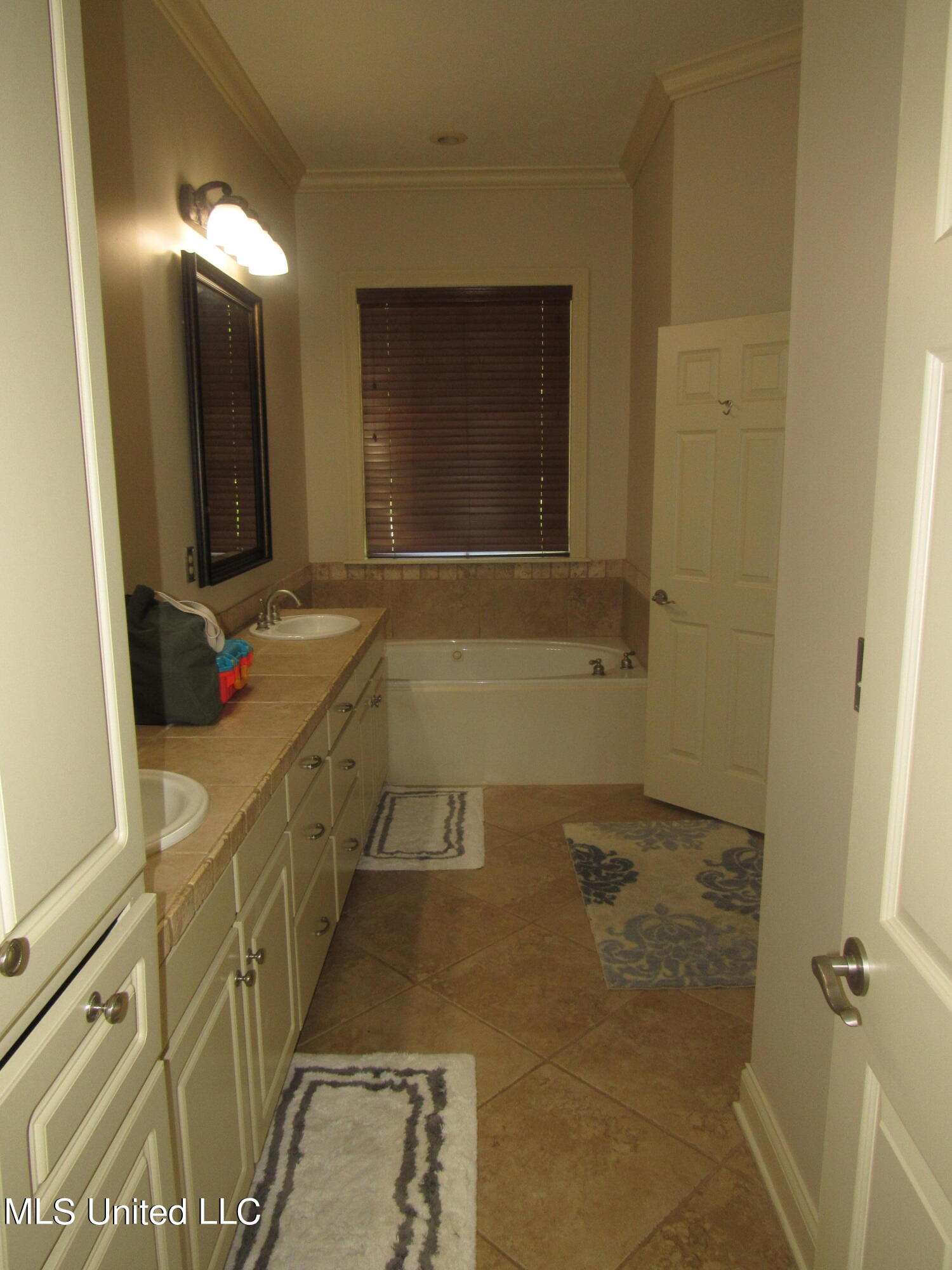 280 Lighthouse Lane Brandon, MS 39047 - Photo 21 of 45 IMG_2704